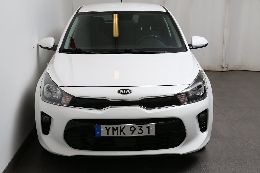 Kia Rio 1,2 84hk Launch Edition CarPlay P-sensorer