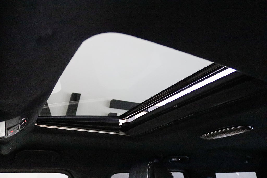 Mercedes-Benz G63 AMG Manufakture Kolfiber ( MOMSBIL ) SE SPEC