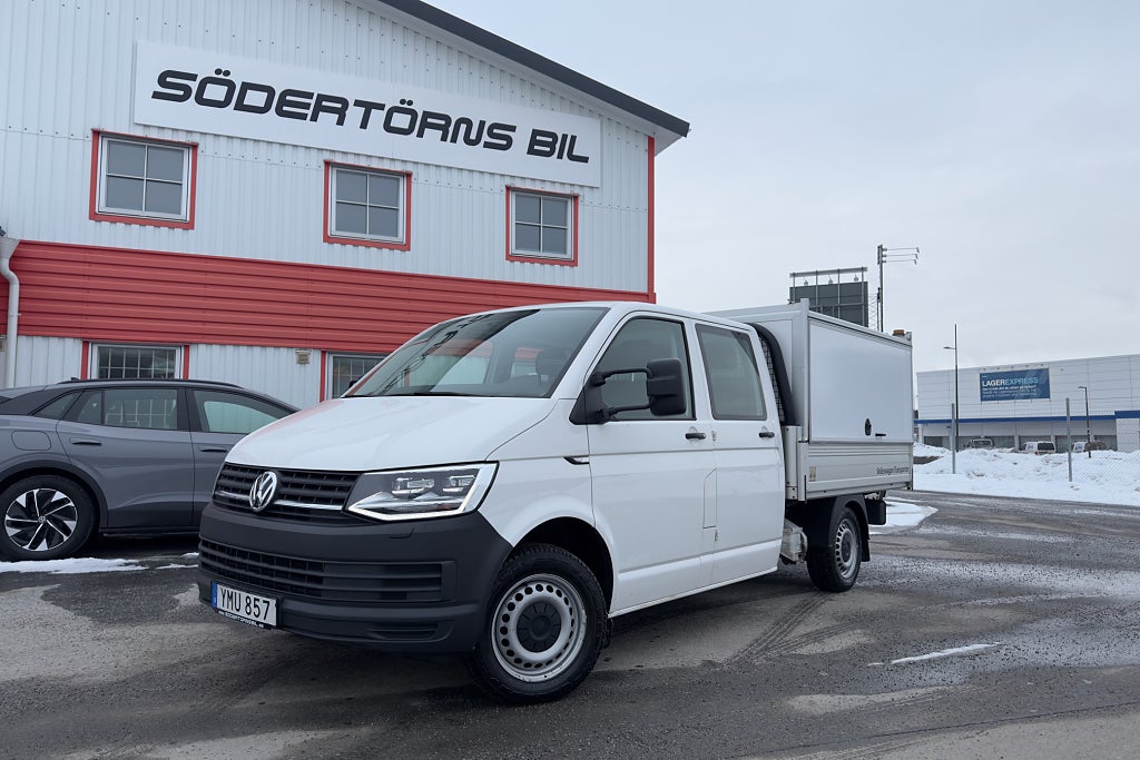 Volkswagen Transporter Chassi Dubbelhytt T32 2.0 TDI DRAG KAMERA VÄRMARE MOMS