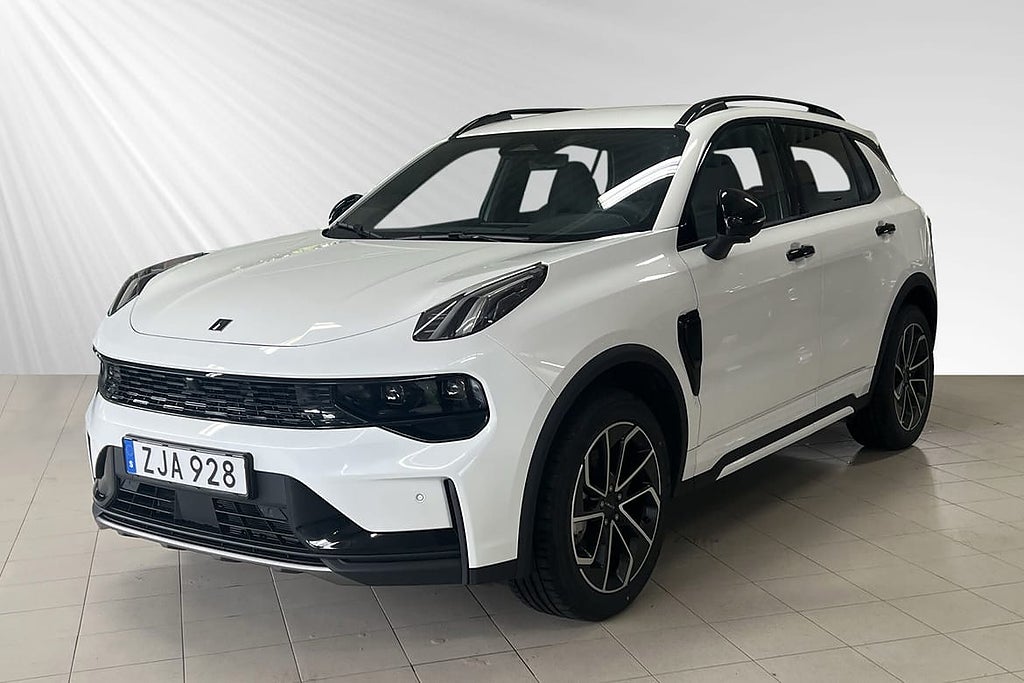 Lynk & Co 01 Core PHEV