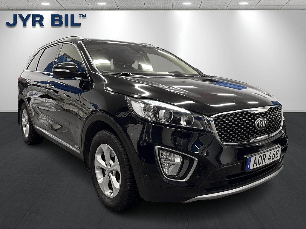 Kia Sorento 2.2 CRDi AWD Business 7-sits / Pano / Drag / Skinn