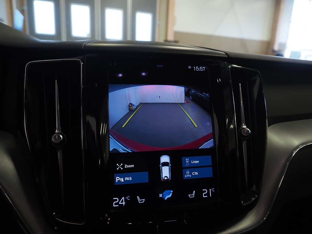 Volvo XC60 Recharge T6 AWD Inscription Exp | Pano | Kamera | 2021