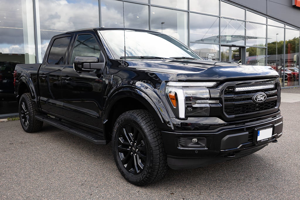 Ford F-150 SuperCrew 5.0 V8 Lariat Black Edition