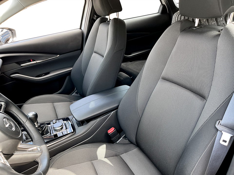Bild på Mazda CX-30 2.0 e-SKYACTIV-G M 150hk NAVI CARPLAY