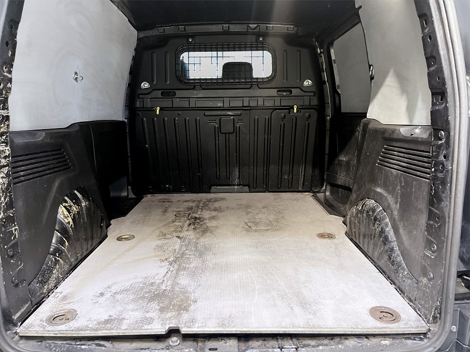 Bild på Peugeot Partner PRO 1.5 BHDi 130hk Aut L1 DRAGKROK