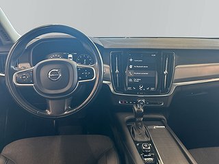 Volvo V90 T4 Momentum S&V-hjul/Carplay/Kamera/Nav/Pvärm/Drag