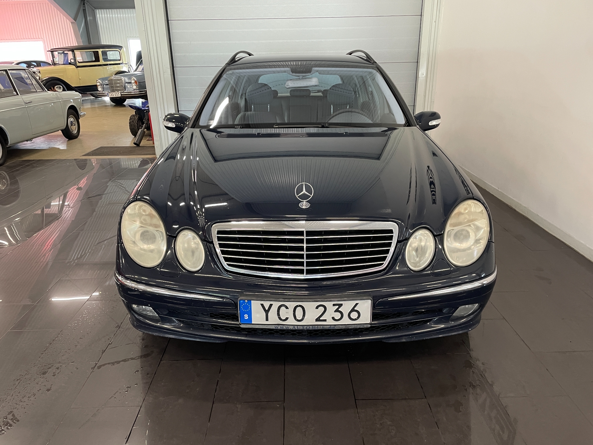 Mercedes-Benz E 2005, bild 7/25