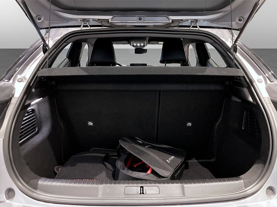 Bild på DS 3 Performance Crossback E-TENSE 136hk