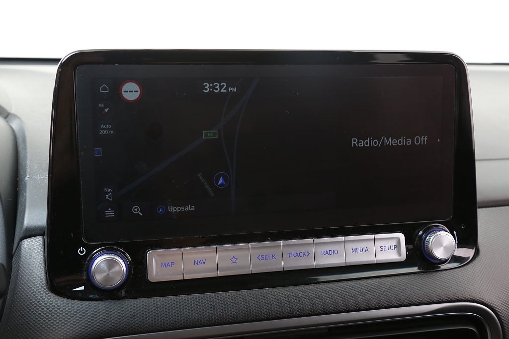 Hyundai Kona 64 kWh Essential 204hk Två-tons Lack Drag Nybilsgaranti 2022