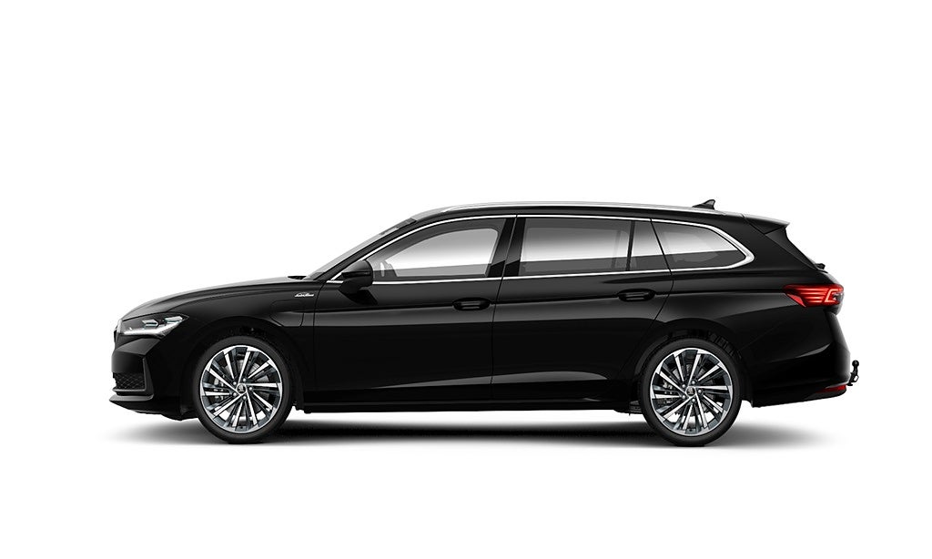 Skoda Superb L&K 1,5TSI IV LAGERBIL/DRAG/VÄRMARE!