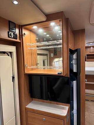 Husbil-integrerad LMC Grand Explorer I800 AUT 180HK 12 av 27