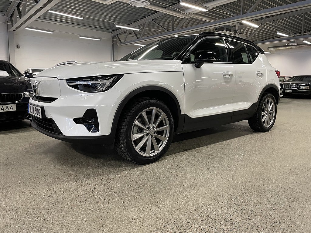 Volvo XC40 Recharge Twin Motor Plus 