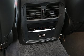 Kombi BMW 330e 23 av 26