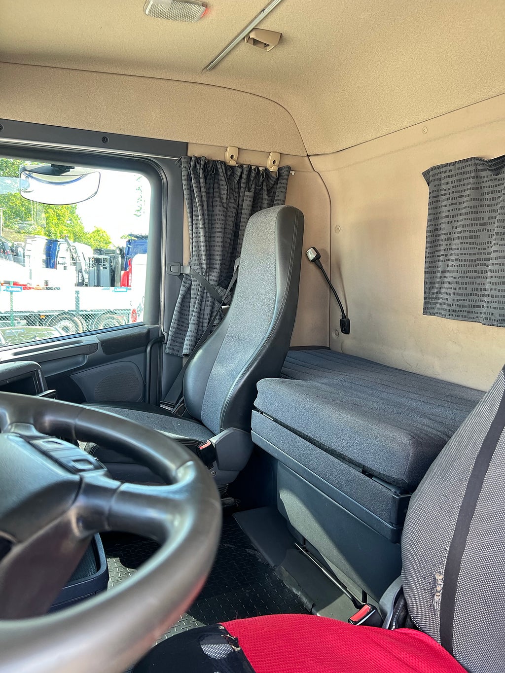 Scania R440 6x2*4 Hiab Lastväxlare inkl Flak, Euro 5