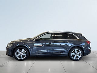 Audi q8-e-tron Q8 50 e-tron quattroS&V-Hjul/Kam/Drag/Skinn/Navi/MOMS – bild 4