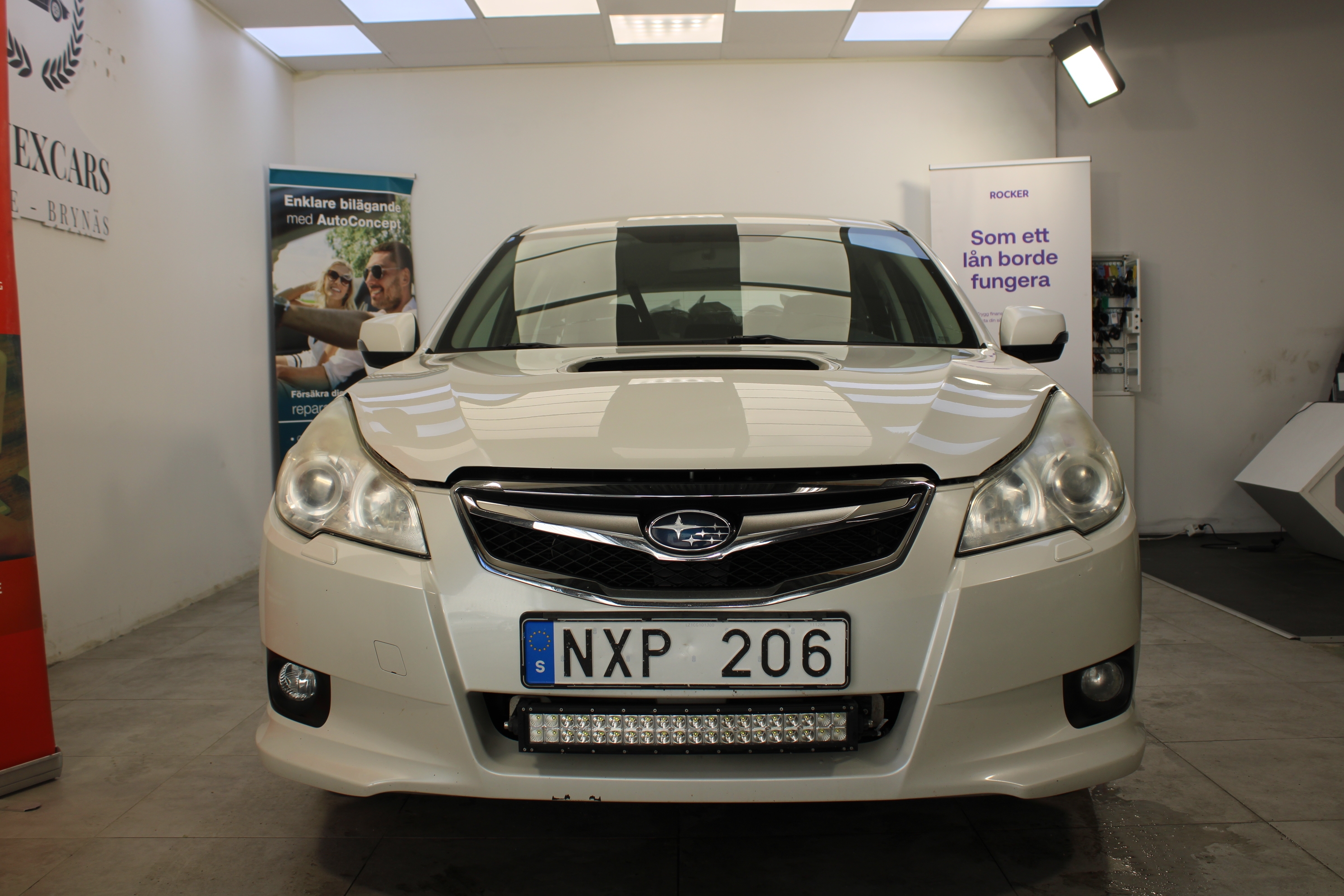 Subaru Legacy Wagon 2.0 4WD 150hk, bild 2/15