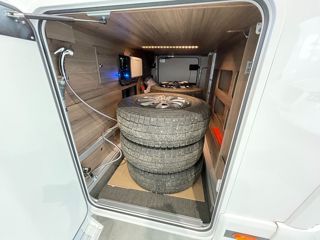 Kabe Imperial 790 LQB /Hydraul-ben /AC-Bodel/Cinderella/Solcell/Litiu - Kabe