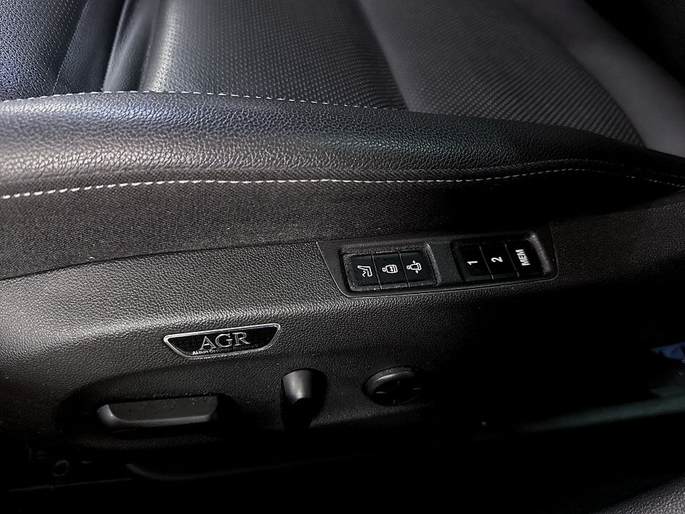 Bild på Opel Insignia Business Sports Tourer 2.0 174hk Aut BOSE B-KAMERA NAVI