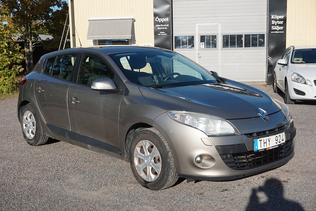 Renault Mégane 1.6 E85 Drag M-Värmare Dubbdäck