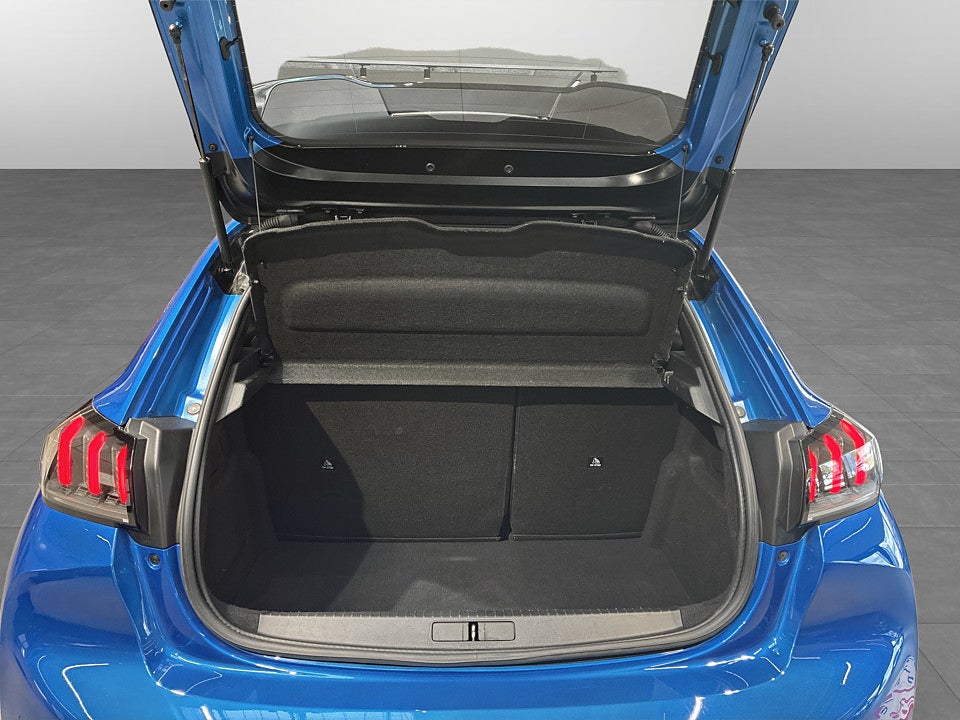 Bild på Peugeot 208 GT-Line 1.2 PT 130hk Aut PANO B-KAMERA
