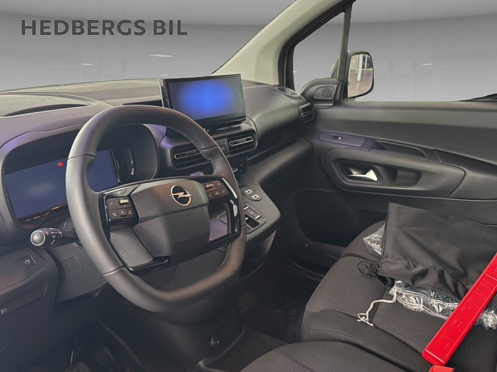 Opel Combo ELITE L2 50 kWh (4057:- Ex moms/mån ) thumbnail