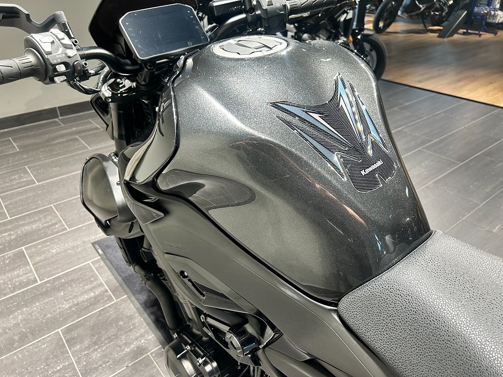 Kawasaki Z900 Performance/Helsystem/Stealth/Tail-tidy/757 mil
