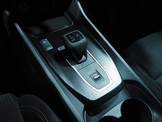 SUV Nissan Qashqai 20 av 24