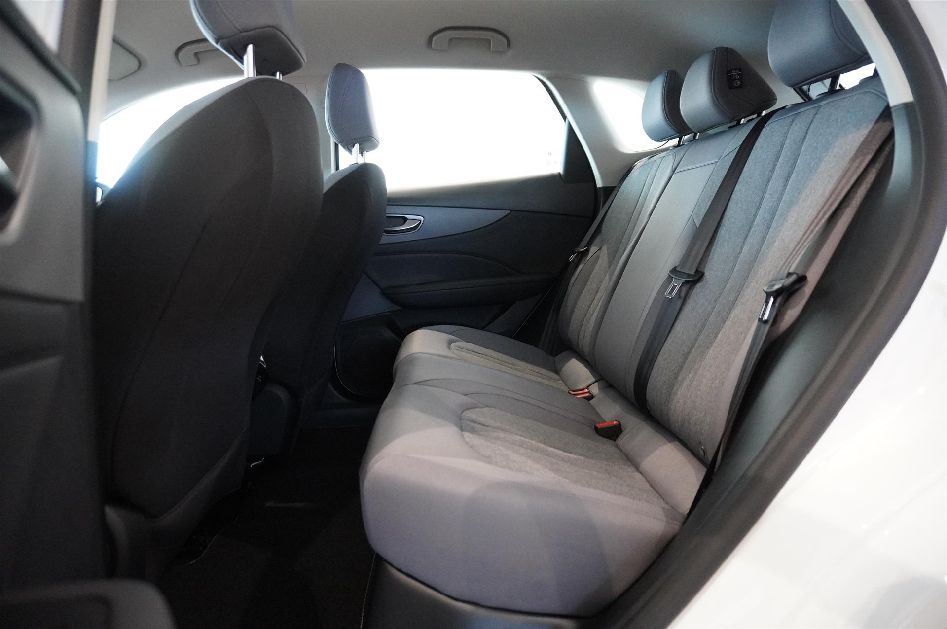 MG S5 EV Standard Range 2025, bild 6/35