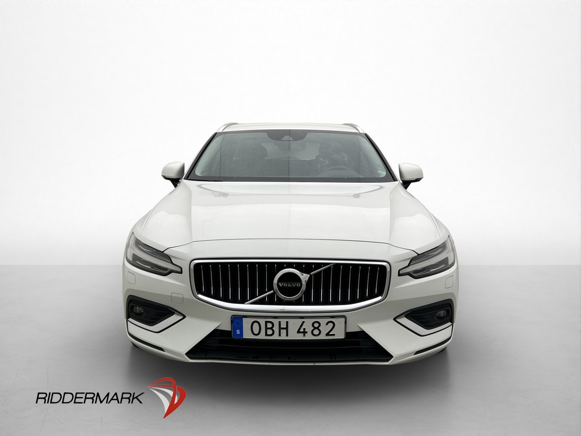 Volvo V60 D3 Inscription 2019, kuva 2/76