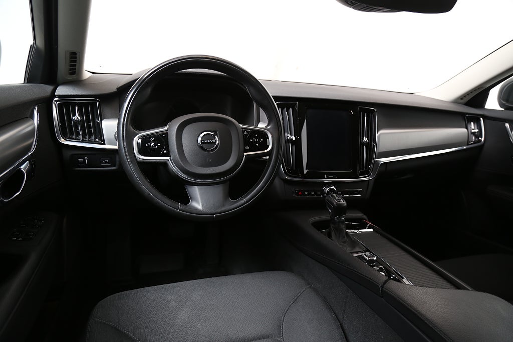 Volvo V90 T4 190hk Momentum SE Aut Head-up Kamera VOC Drag 2019