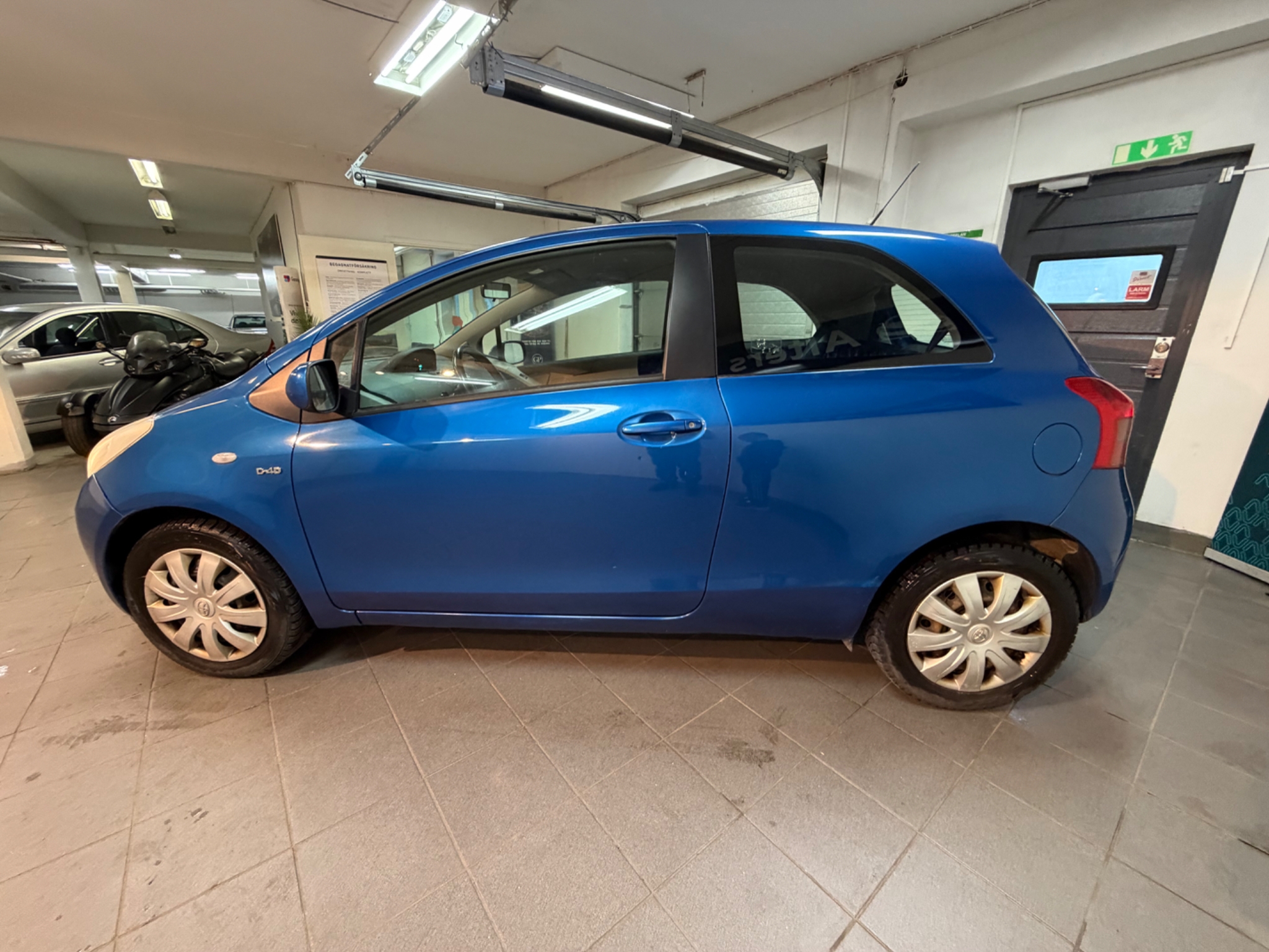 Toyota Yaris 2008, photo 5/38