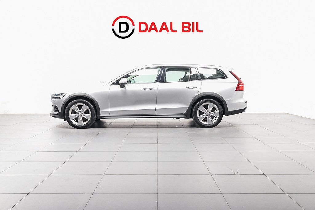 Volvo V60 Cross Country B4 AWD 197HK B-KAMERA HIGH PERF. 