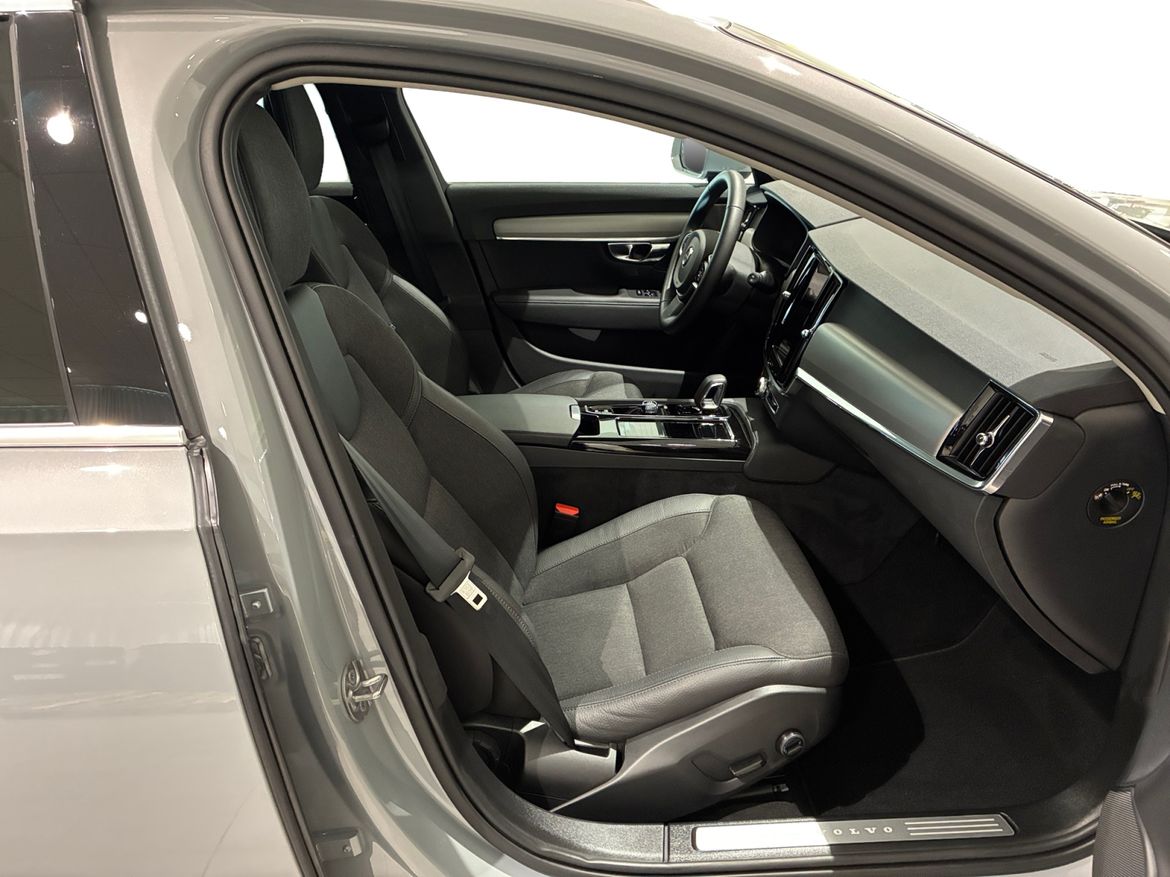 Volvo V90 T6 Core Edition II 2025, bild 5/10