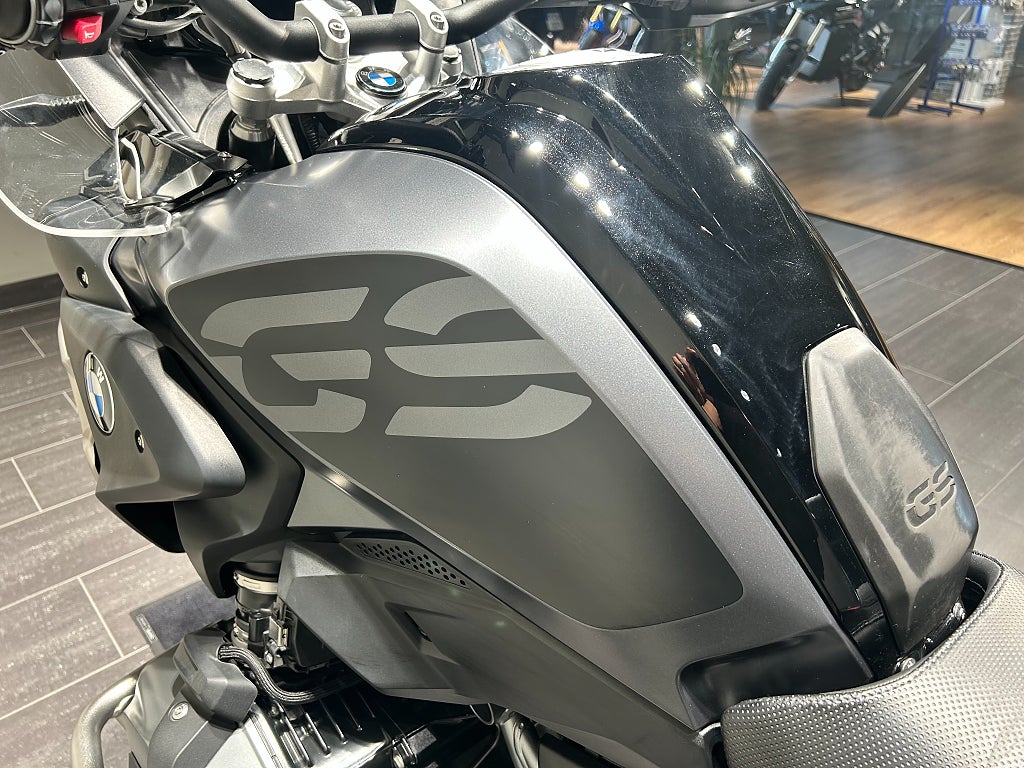 BMW R1250GS/Triple Black/Performance/3st väskor