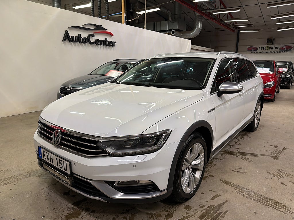 Volkswagen Passat Alltrack 2.0 TDI 4Motion Alltrack Executive Cockpit Carplay
