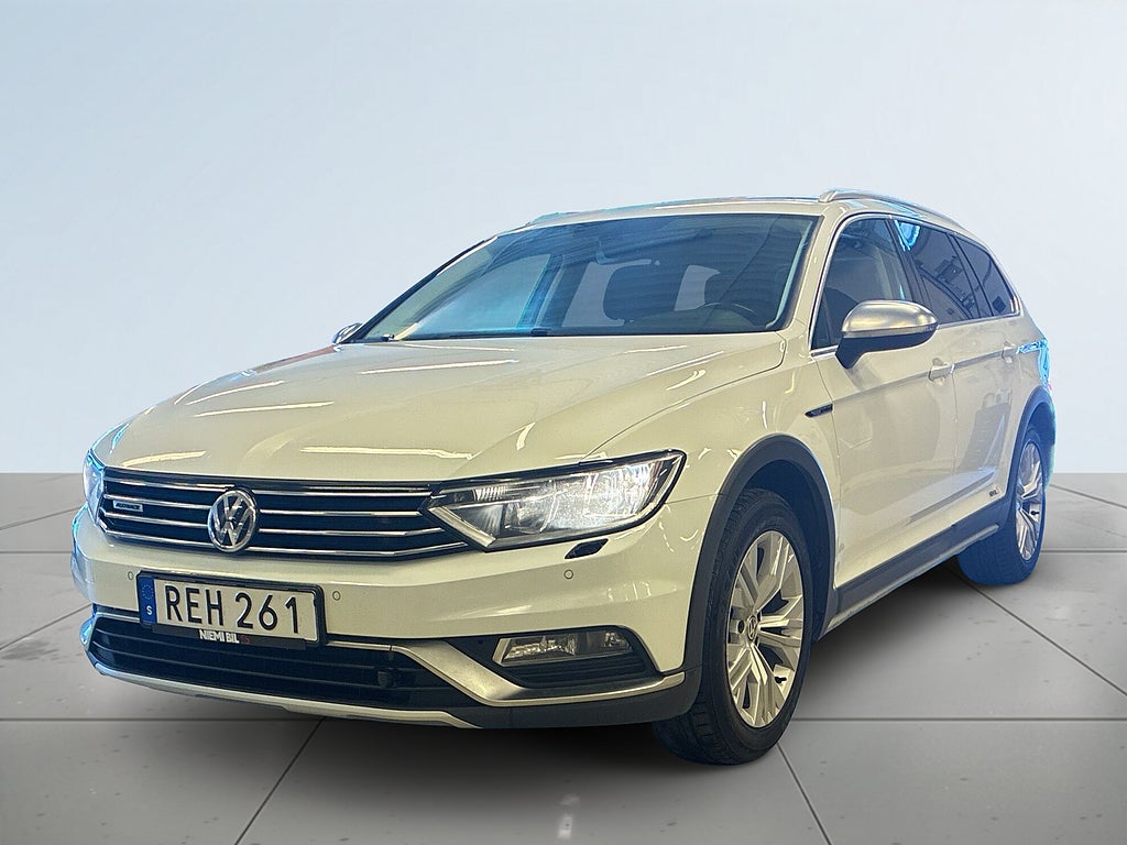 Volkswagen Passat Alltrack 2.0 TDI 4Motion Alltrack Sov-däck/Drag/Mok-värm/D-värm