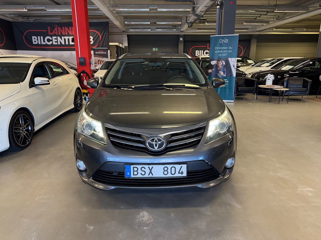 Toyota Avensis 2013 - miniatyr 3