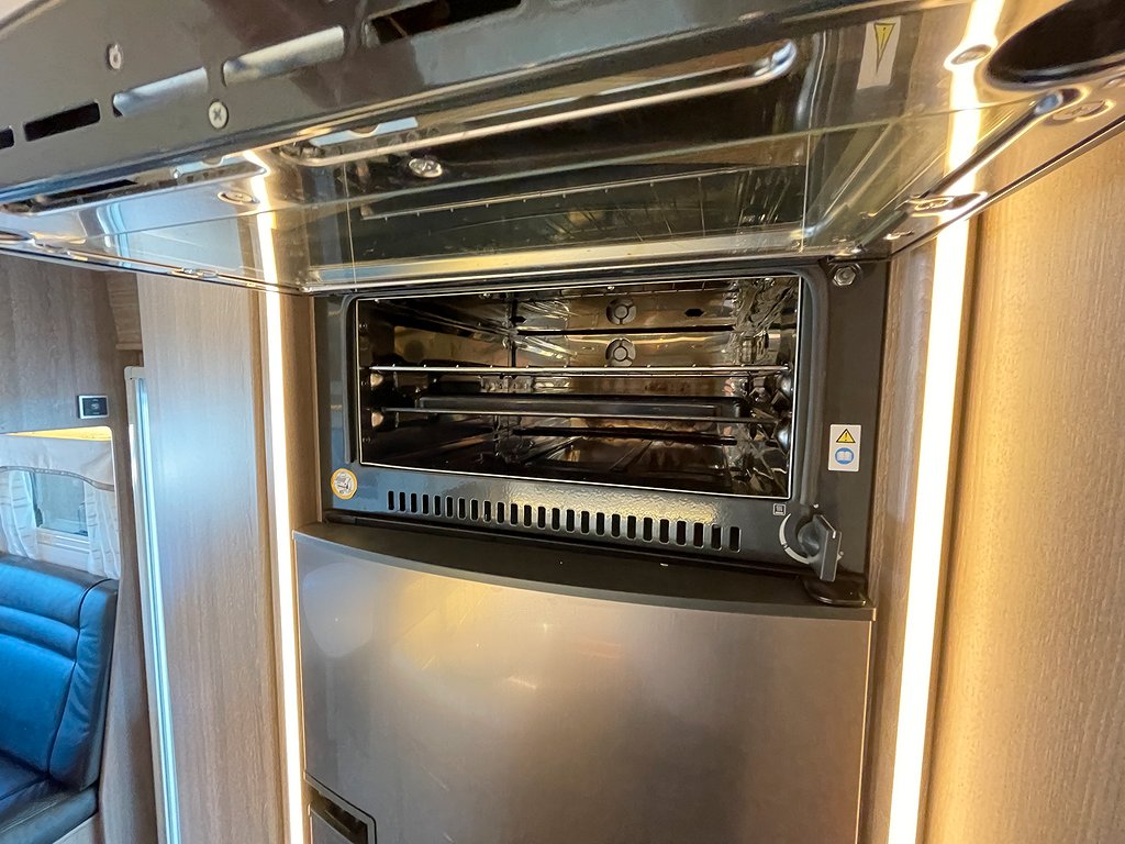 Kabe TMI 860 LQB /Hyd-Stöd/Drag/AC bodel/Solcell/Ugn/Aut180 - Kabe