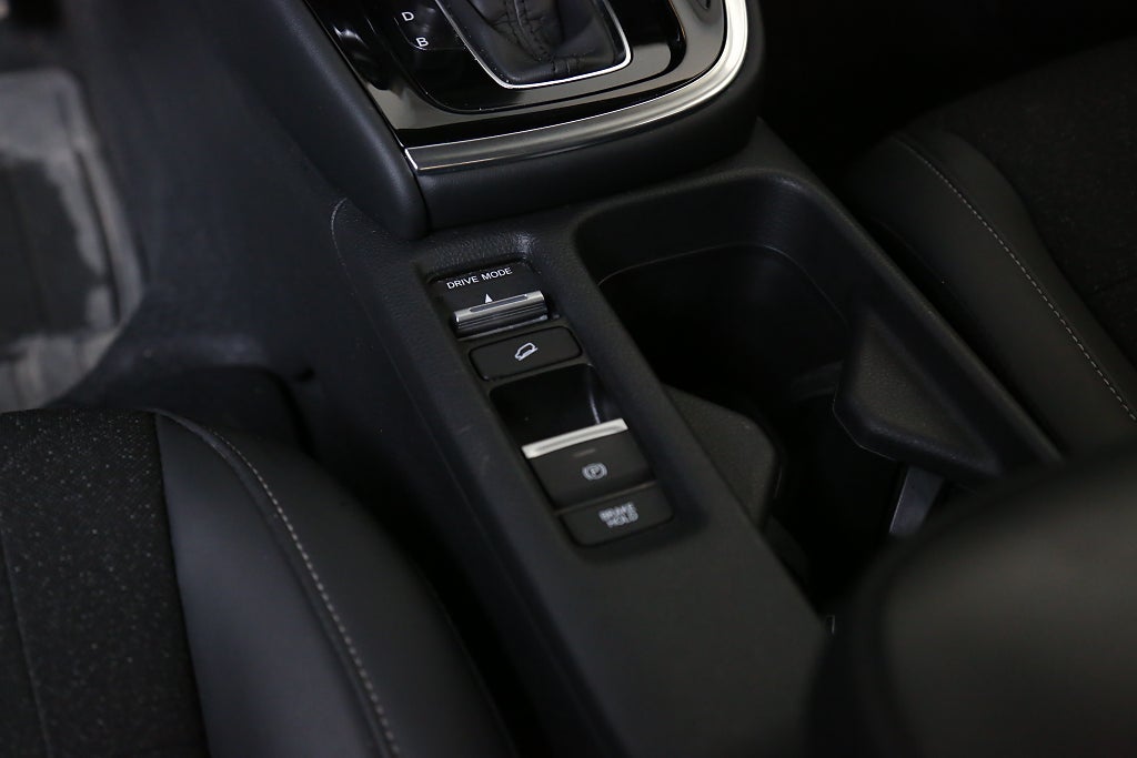 Honda HR-V e:HEV 1,5 i-MMD e-CVT Advance 131hk Aut Serviceavtal 2024