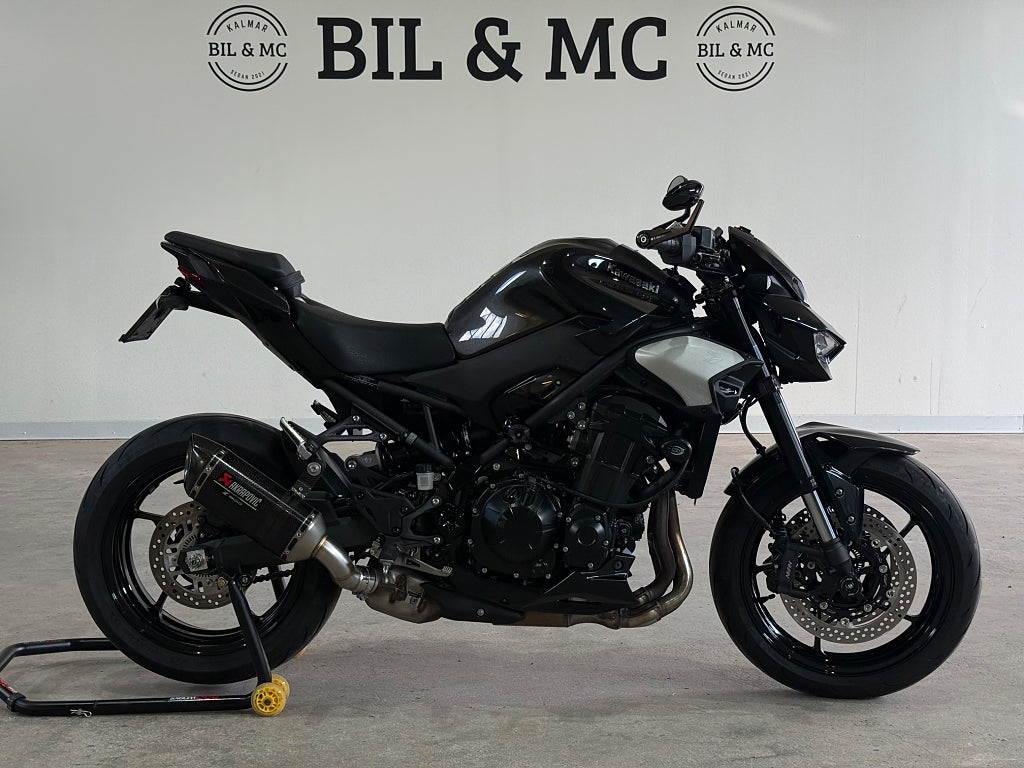 Kawasaki Z900 Super fin akrapovic 0kr insats  räntekampanj 