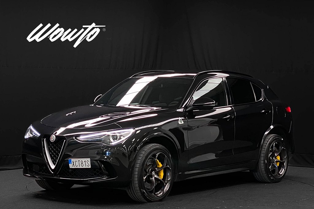 Alfa Romeo Stelvio Quadrifoglio V6 510HK/Navi/Pano/SE SPEC