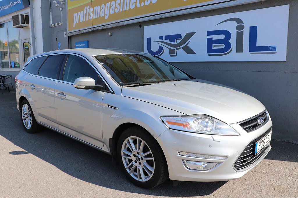 Ford Mondeo Kombi 2.0 Titanium/Navi/Bakkamera/Nykam/Webasto