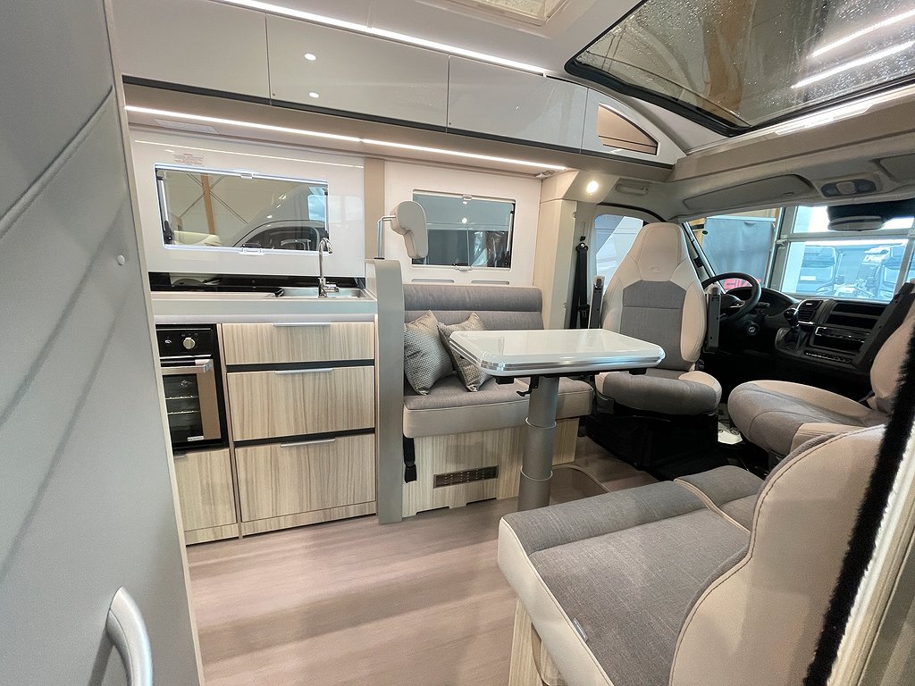Adria Compact Supreme DL /B-körkort/Automat/Låg skatt/180hk/ - Adria