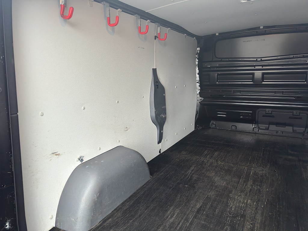 Renault trafic Skåpbil 3.0t 2.0 170hk dCi EDC  Racing Spirit - bild 10