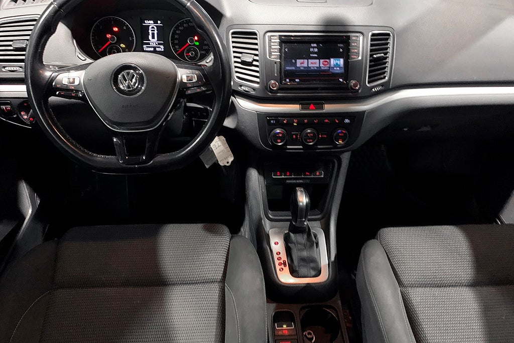 Volkswagen Sharan TDI 150hk Premium 7-sits |Drag|Kamera|Värmare| Pano