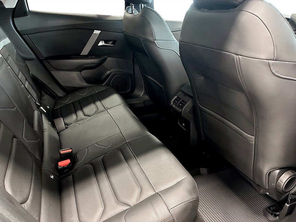 Bild på Citroën C4 Shine Exclusive 1.2 PT 130hk Aut B-KAMERA NAVI