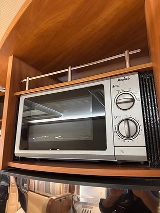 Husbil-integrerad Laika Kreos 8012 IVECO 180HK AUT 11 av 27