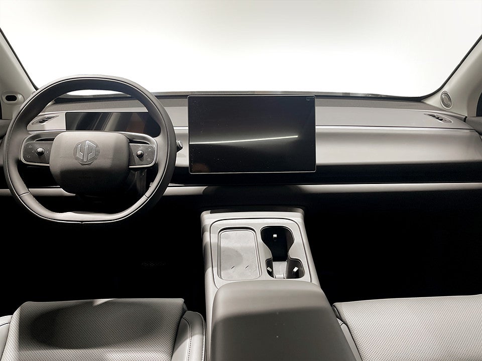 Bild på Leapmotor C10 EREV Design, räckvidd 970km - OMGÅENDE LEVERANS!