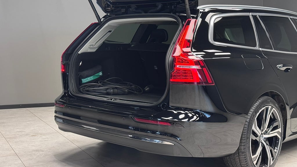 Volvo V60 2023 - miniatyr 16