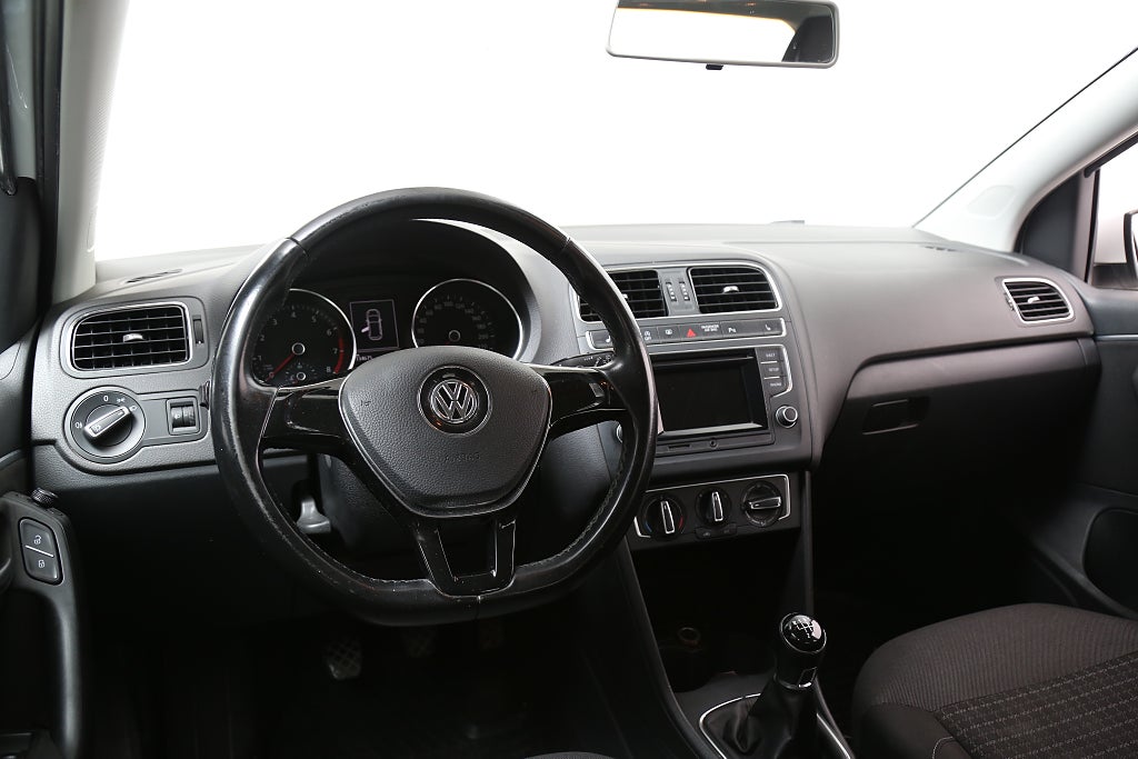 Volkswagen Polo 1,2 TSI 90hk Base 5-dörrar P-sensorer 2017
